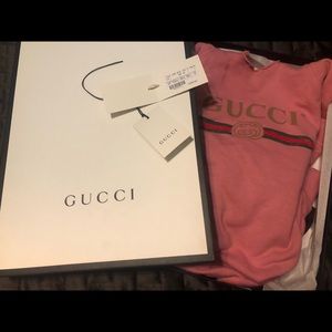 Pink Gucci Pullover (XS)
